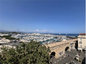 duplex-triplex à la vente -   06600  ANTIBES, surface 137 m2 vente duplex-triplex - UBI444010217